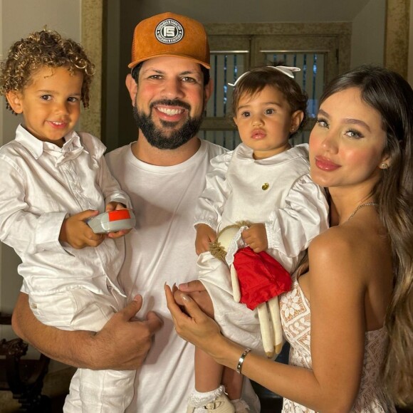 Biah Rodrigues é casada com Sorocaba, da dupla com Fernando; o casal tem dois filhos