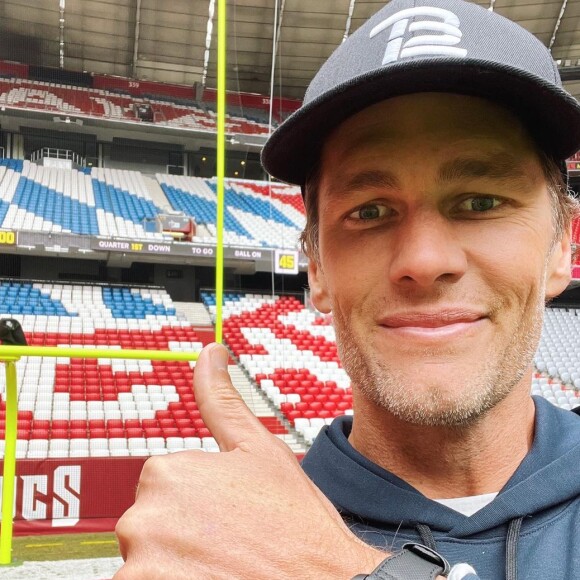 Tom Brady tem enfrentado dificuldades para enfrentar a vida sem o futebol americano e sem a esposa