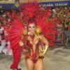 Viviane Araújo brilhou no Carnaval de 2014 do Salgueiro com uma fantasia banhada a ouro