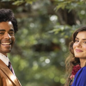 Diogo Almeida e Camila Queiroz formam o casal principal da novela 'Amor Perfeito'