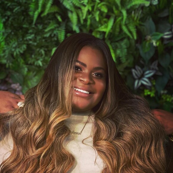 Jojo Todynho surgiu com um novo visual, com uma extensão de cabelo até a cintura