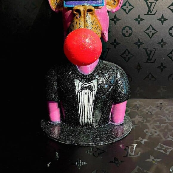 Neymar também já ganhou de Bruna Biancardi a réplica de sua NFT