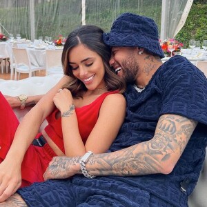 Bruna Biancardi e Neymar retomaram o namoro na virada deste ano