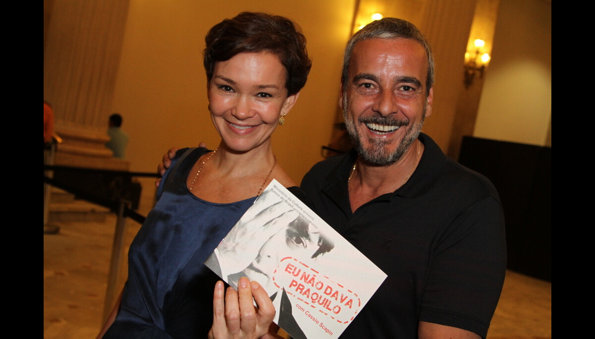 Alexandre Borges e Julia Lemmertz posam juntos em estreia de peça de teatro  - Purepeople