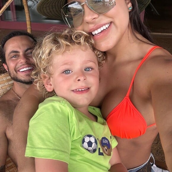 Filho de Thammy Miranda e Andressa Ferreira: 'A gente não pode controlar o que os outros irão falar, mas a gente pode ensinar como nosso filho vai reagir', disse influencer