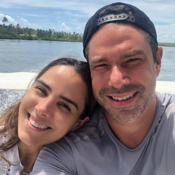 Wanessa Camargo e Marcus Buaiz tiveram Marina Morena como madrinha de casamento em 2007