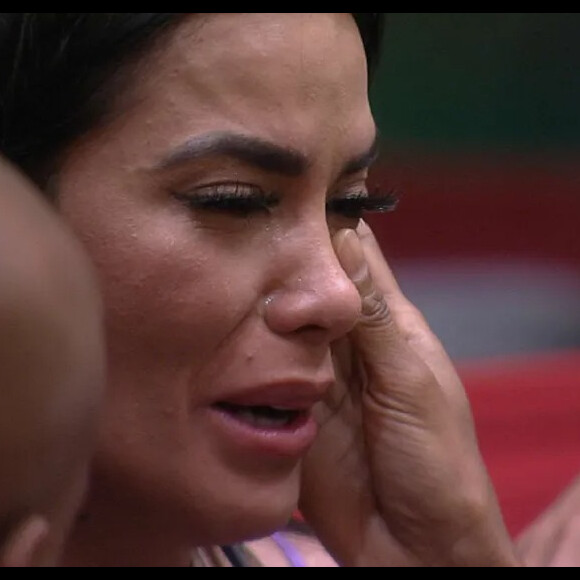 BBB 23: Dania Mendez precisou ser consolada por 'brothers' da casa após expulsão de MC Guimê e Cara de Sapato
