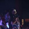 Anitta faz dança sensual ao lado do MC Nego do Borel em show no Rio