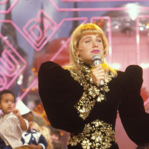 Xuxa estreou na TV como apresentadora infantil em 1983