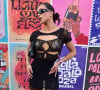 Look Lollapalooza: Flavia Pavanelli investiu em minissaia e meia-calça preta