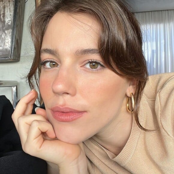 Beleza de Alice Wegmann também foi muito enaltecida por fãs