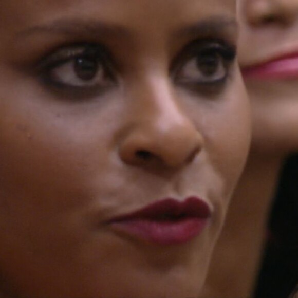 Líder da semana, Aline Wirley indicou Domitila ao Paredão