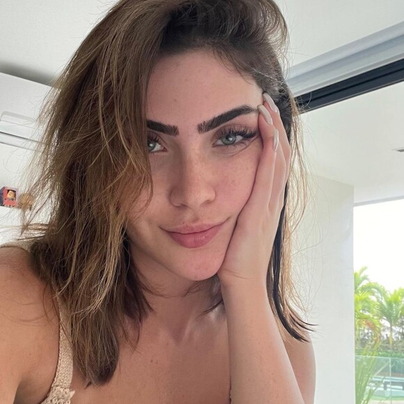 Jade Picon engatou affair com uma das estrelas da série espanhola 'Elite', um dos maiores sucessos internacionais do Netflix