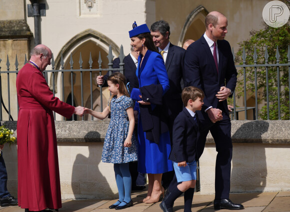 O azul foi a cor escolhida por toda a família de Kate Middleton e William no domingo de Páscoa