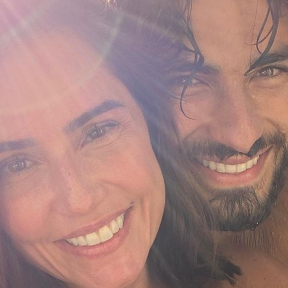 Deborah Secco e Hugo Moura provaram que o fogo da paixão continua bem aceso!