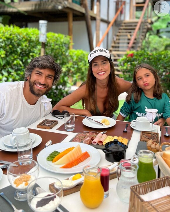 Deborah Secco e Hugo Moura são pais de Maria Flor