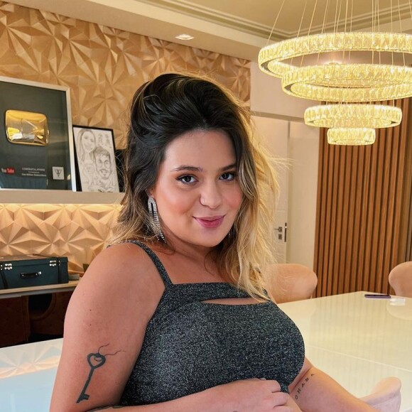 Segundo Eliezer, Viih Tube está tendo que amamentar a filha de 3 em 3 horas
