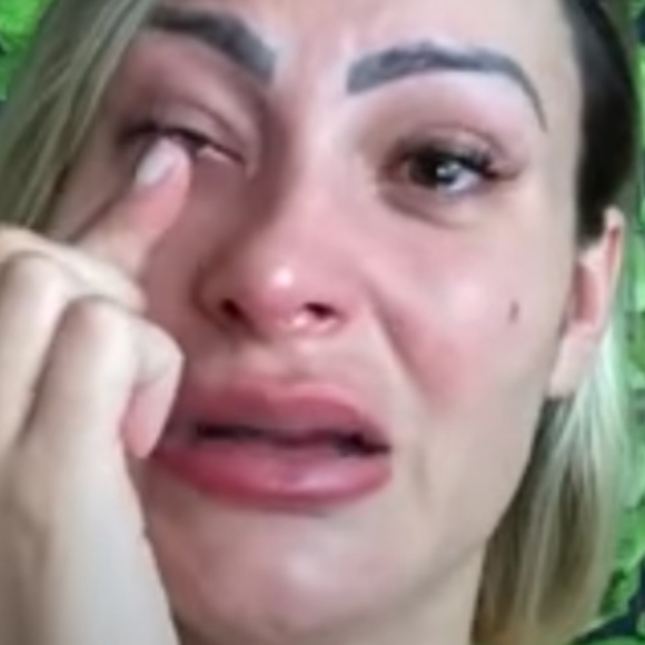 Andressa Urach trava uma batalha judicial contra a Igreja Universal, instituição religiosa da qual foi frequentadora entre 2015 e 2019