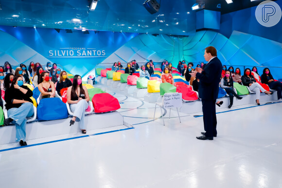 Silvio Santos chegou a retomar as gravações do seu programa em julho de 2021 durante a pandemia de Covid-19