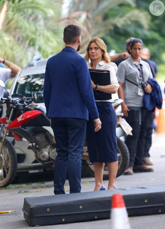 Emilio Dantas e Carolina Dieckmann gravaram cena importante da novela 'Vai na Fé' neste sábado 6 de maio de 2023