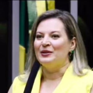 Joice Hasselmann mostrou uma foto antes de seu emagrecimento