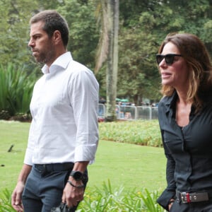 Velório de Rita Lee reuniu ainda Daniella Cicarelli