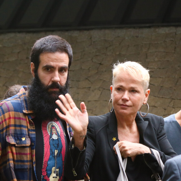 Morte de Rita Lee: Xuxa Meneghel passou pelo velório da cantora e compositora