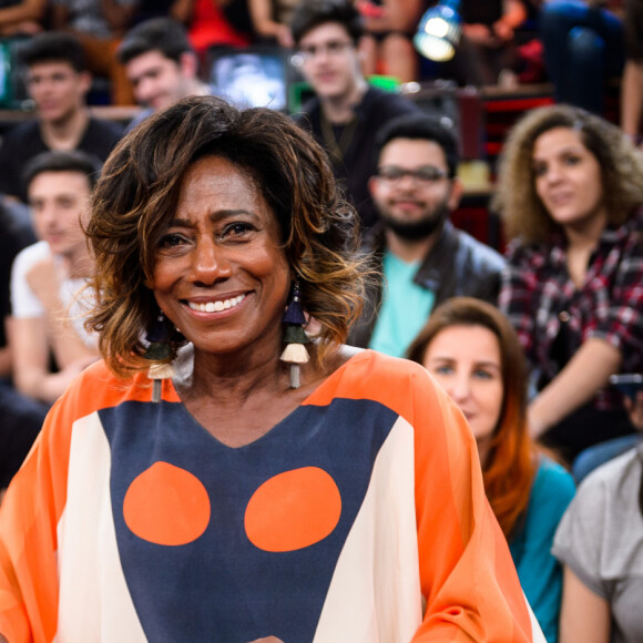 Gloria Maria enfrentou um câncer no pulmão por 3 anos