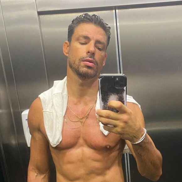 Volume de Cauã Reymond rendeu comentários ousados