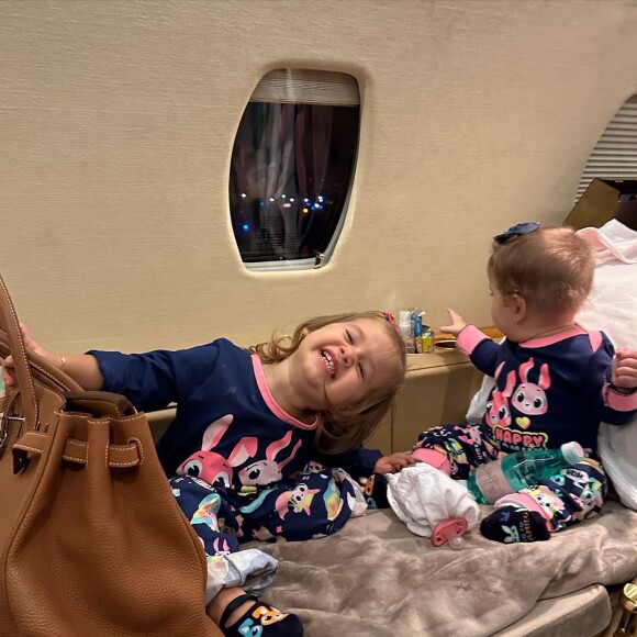 Virgínia Fonseca comprou pijamas iguais para todos