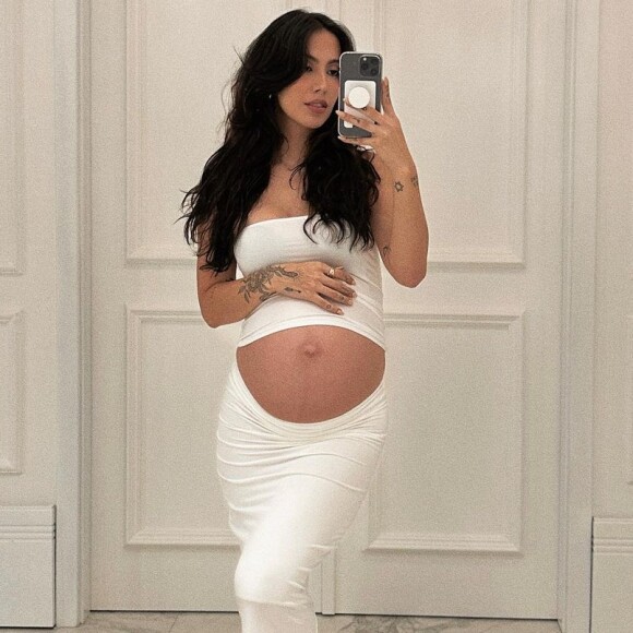 Gabi Brandt mostrou como está seu corpo 13 dias após dar à luz