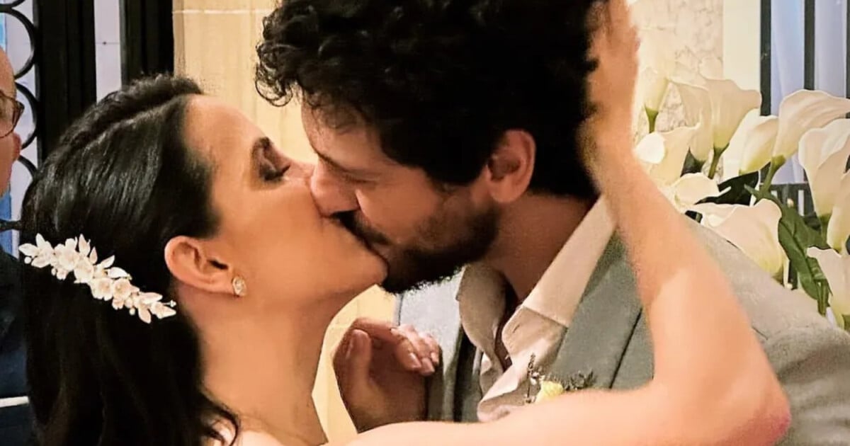 Casamento quase secreto? Com vestido de noiva curto, Anya Taylor-Joy é  flagrada por paparazzi ao se casar na Itália. Foto!: Fotos - Purepeople