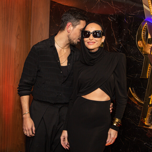 Sabrina Sato posou com ex-namorado João Vicente de Castro em evento de beleza