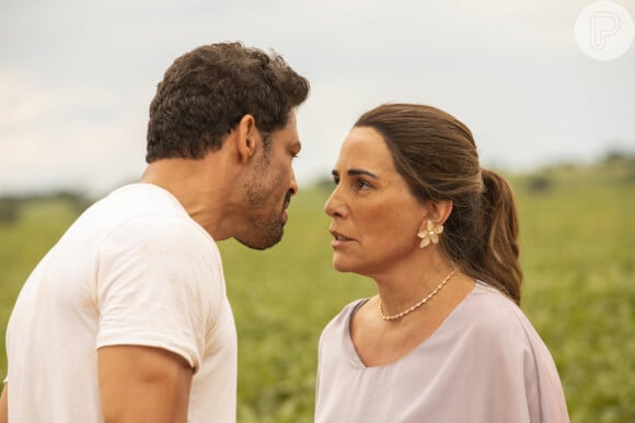 Irene (Gloria Pires) tem péssima relação com Caio (Cauã Reymond) na novela 'Terra e Paixão'