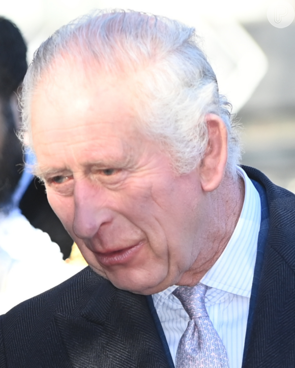 Aniversário de Rei Charles III é apenas em novembro; o 'Trooping of the Colour' é um evento oficial, uma tradição da infantaria britânica