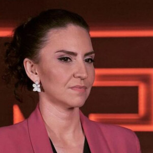 Cecília Flesch se pronunciou após demissão da GloboNews por alfinetada no canal de notícias: 'RivoNews'