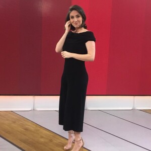 Cecília Flesch afirmou que apelido 'RivoNews' da GloboNews não é recente: 'Eu falo que a gente lida com muita notícia difícil e pesada. A gente é obrigado a se medicar, não é? E isso é uma brincadeira interna e antiga. Todo mundo tem seu ansiolítico naquela redação: ou é o remédio, o cigarro, o chocolate...'