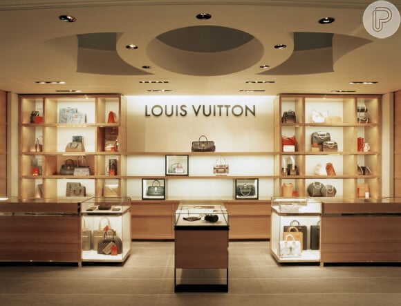 Diretor de criação da MSCHF Kevin Wiesner, que recriou bolsa da Louis Vuitton, diz que esse tipo de peça se tornou espécie de joia nos dias atuais