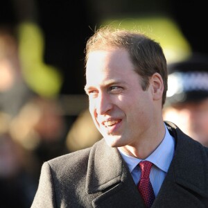Príncipe William se sente incomodado por ser cortado nas fotos porque sempre acompanha a mulher nos eventos e o destaque deveria ser igualitário