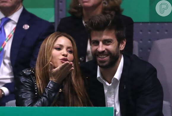 Shakira diz que quando começou a namorar Gerard Piqué, eles quase não se viam