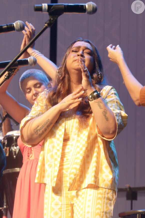 Preta Gil foi liberada pelos médicos para voltar aos palcos e acompanhar turnê com Gilberto Gil