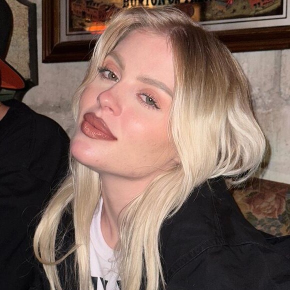 Luísa Sonza repostou um comentário de um fã e 'apontou' hipocresia da web.