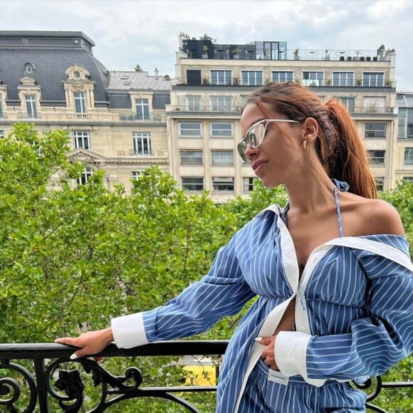 Anitta conta como críticas por plástica a fez parar de se importar com a opinião dos outros