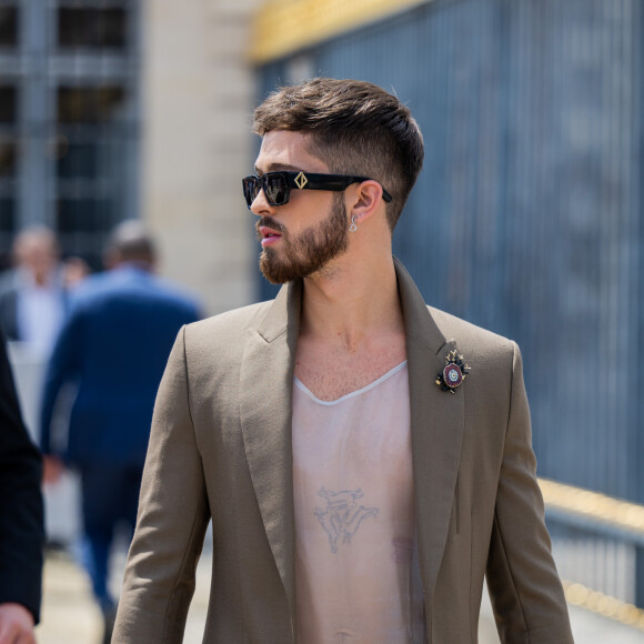 Look de João Guilherme em evento de moda levantou debates na web