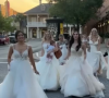 Após usarem vestidos de noiva para jantar, família viraliza e vai parar na TV 