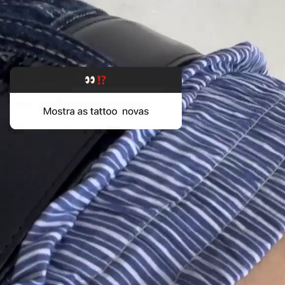 Tatuagem íntima de João Guilherme foi feita por Jade Picon na casa de um tatuador amigo do casal