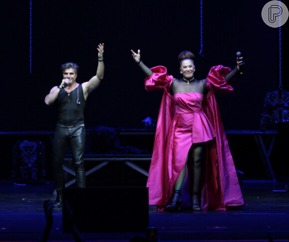 Claudia Raia e o marido, Jarbas Homem de Mello, voltam a dividir o palco em musical do artista em homenagem ao grupo Queen, em teatro de SP nesta quarta-feira, 12 de julho de 2023