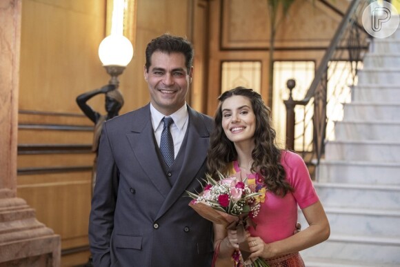 Thiago Lacerda atualmente está na novela 'Amor Perfeito' que tem Camila Queiroz como protagonista.