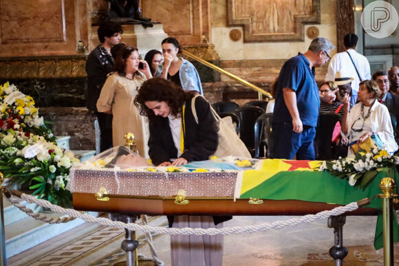 Corpo de João Donato foi velado na manhã desta terça-feira (18) no Theatro Municipal do Rio de Janeiro