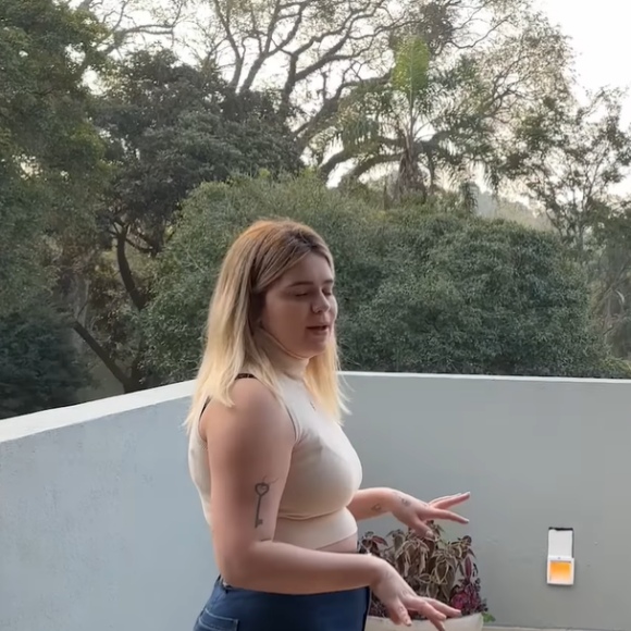 Viih Tube e Eliezer, pais de Lua, mostram varanda do quarto da filha em nova mansão